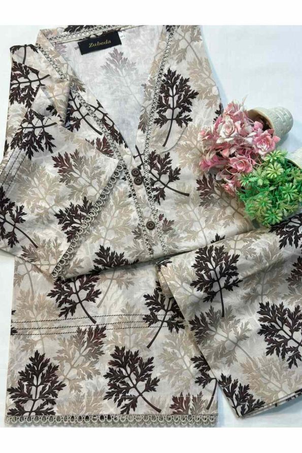 BROWN-LEAF-PRINT