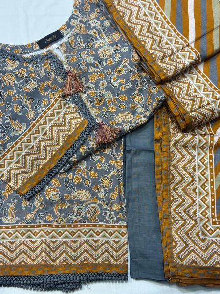 Mustard Paisley Motif – Premium Linen 3-Piece Collection